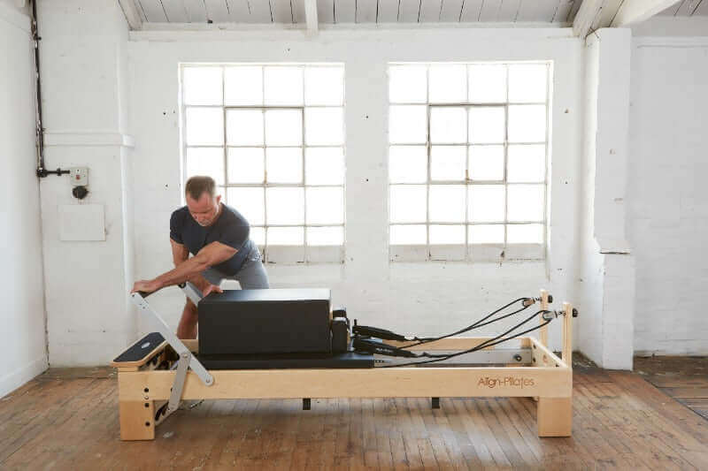 Align Pilates M8-Pro Maple Wood Reformer Machine With Pro Sitting Box PAP-REFORMERM8B