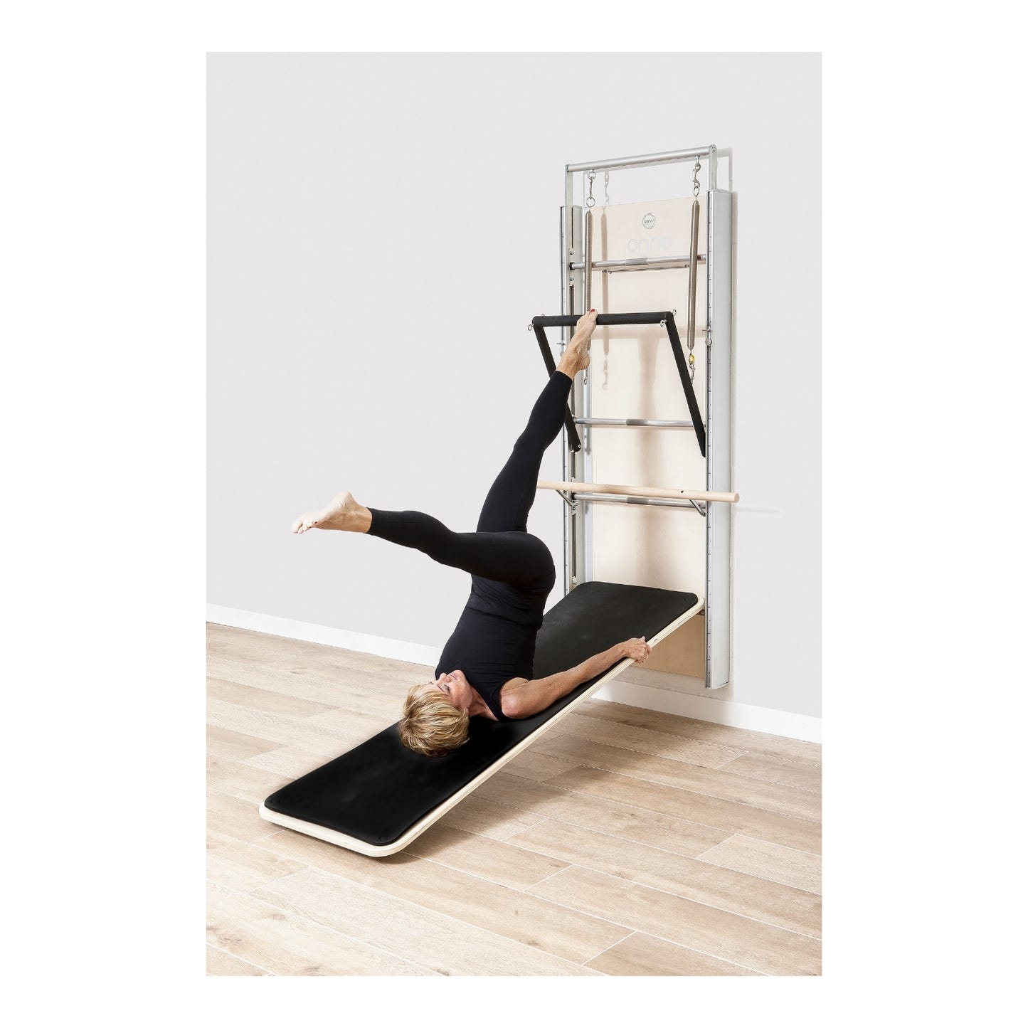 Elina Pilates Wall Board ONNE