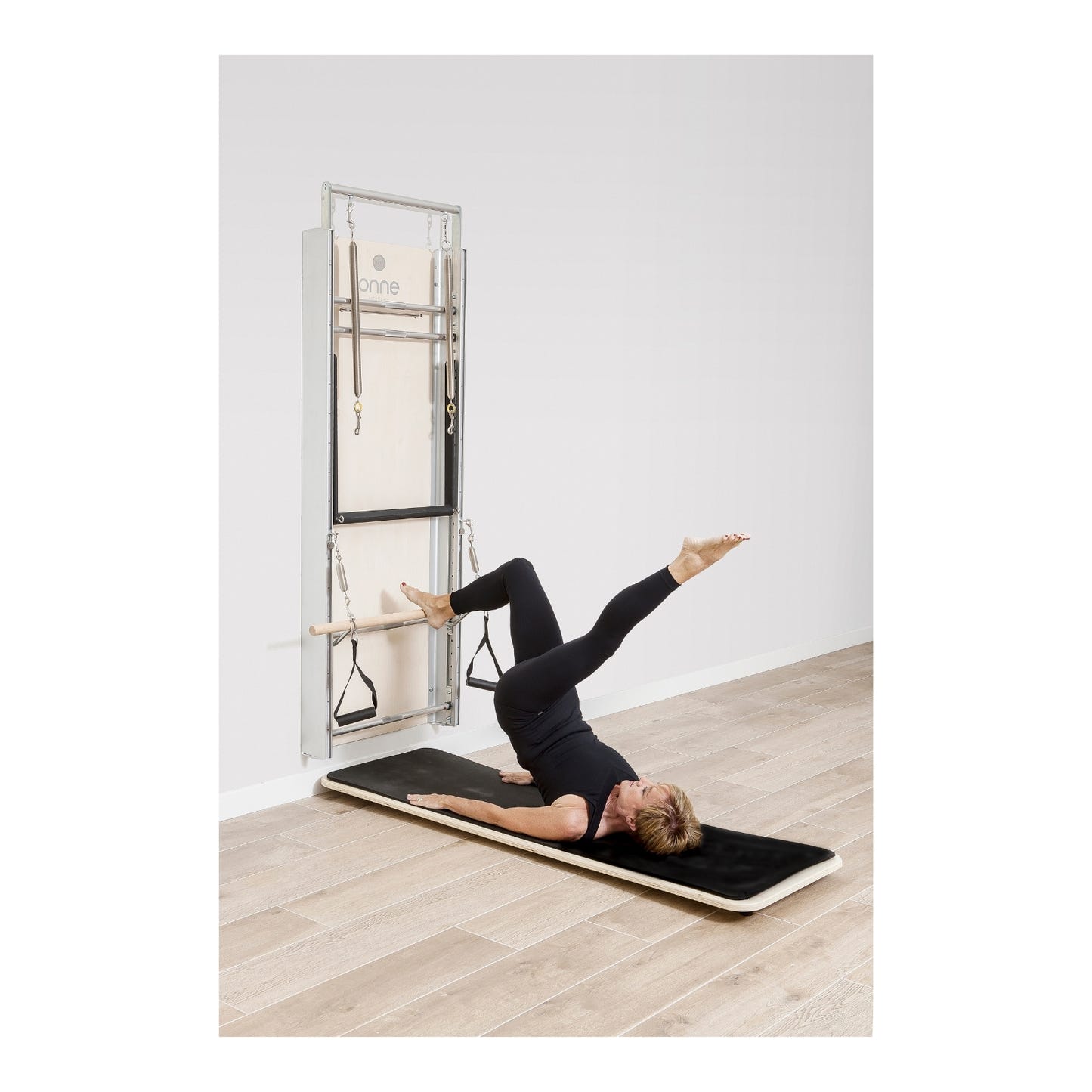 Elina Pilates Wall Board ONNE