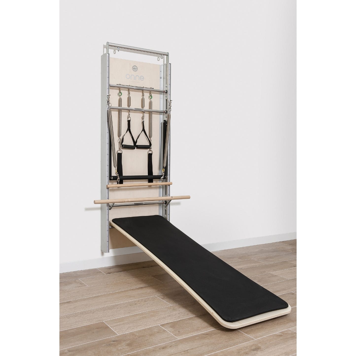 Elina Pilates Wall Board ONNE